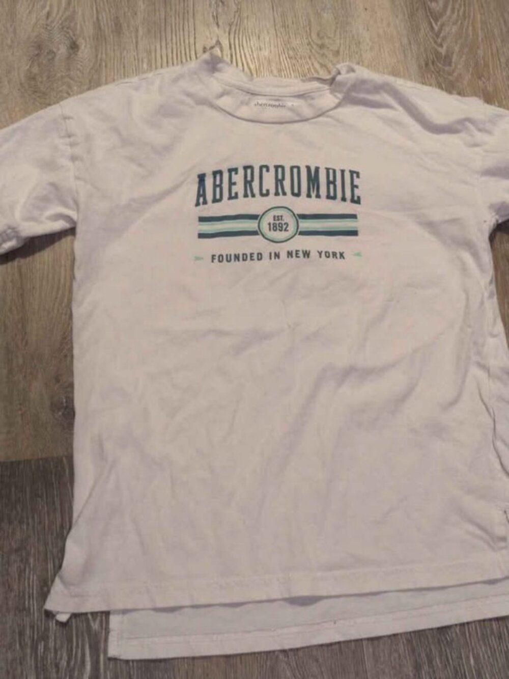Abercrombie kids boys 9/10 T-shirt